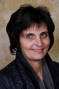 Mev. Esther Myburgh